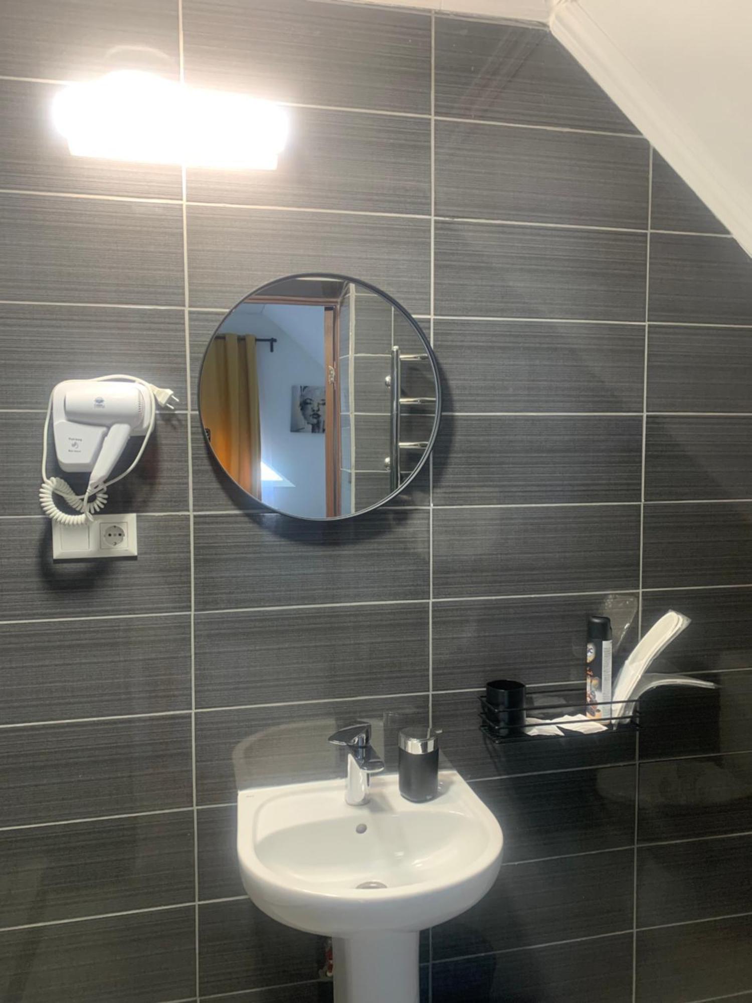Hotel Femina Zjytomyr Buitenkant foto