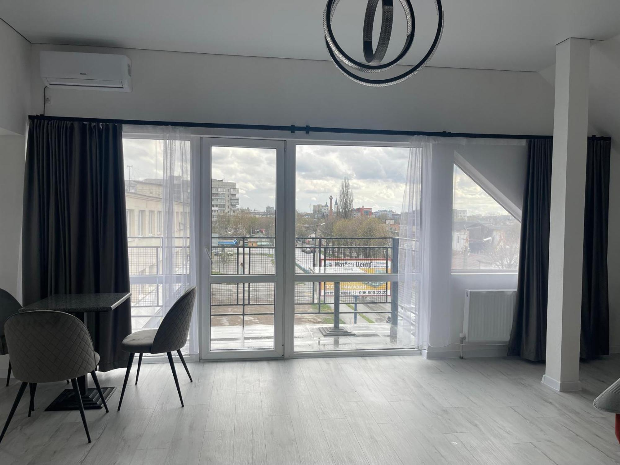 Hotel Femina Zjytomyr Buitenkant foto